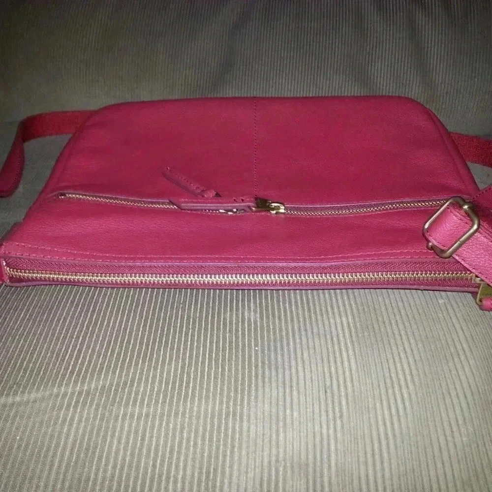 FOSSIL-ELISE-Red Pebble Leather Crossbody Messenger Bag-NEW WITH TAGS - Picture 6 of 9